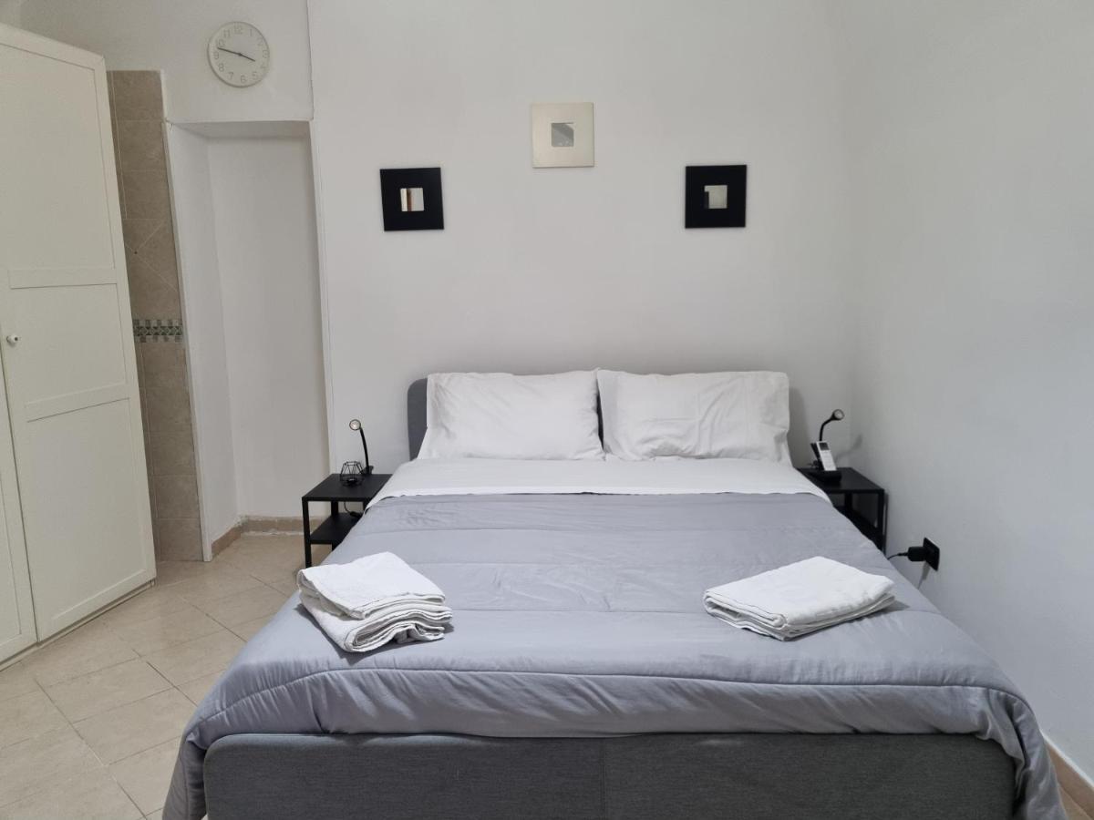 Apartamento Donnaluisa Nápoles Exterior foto